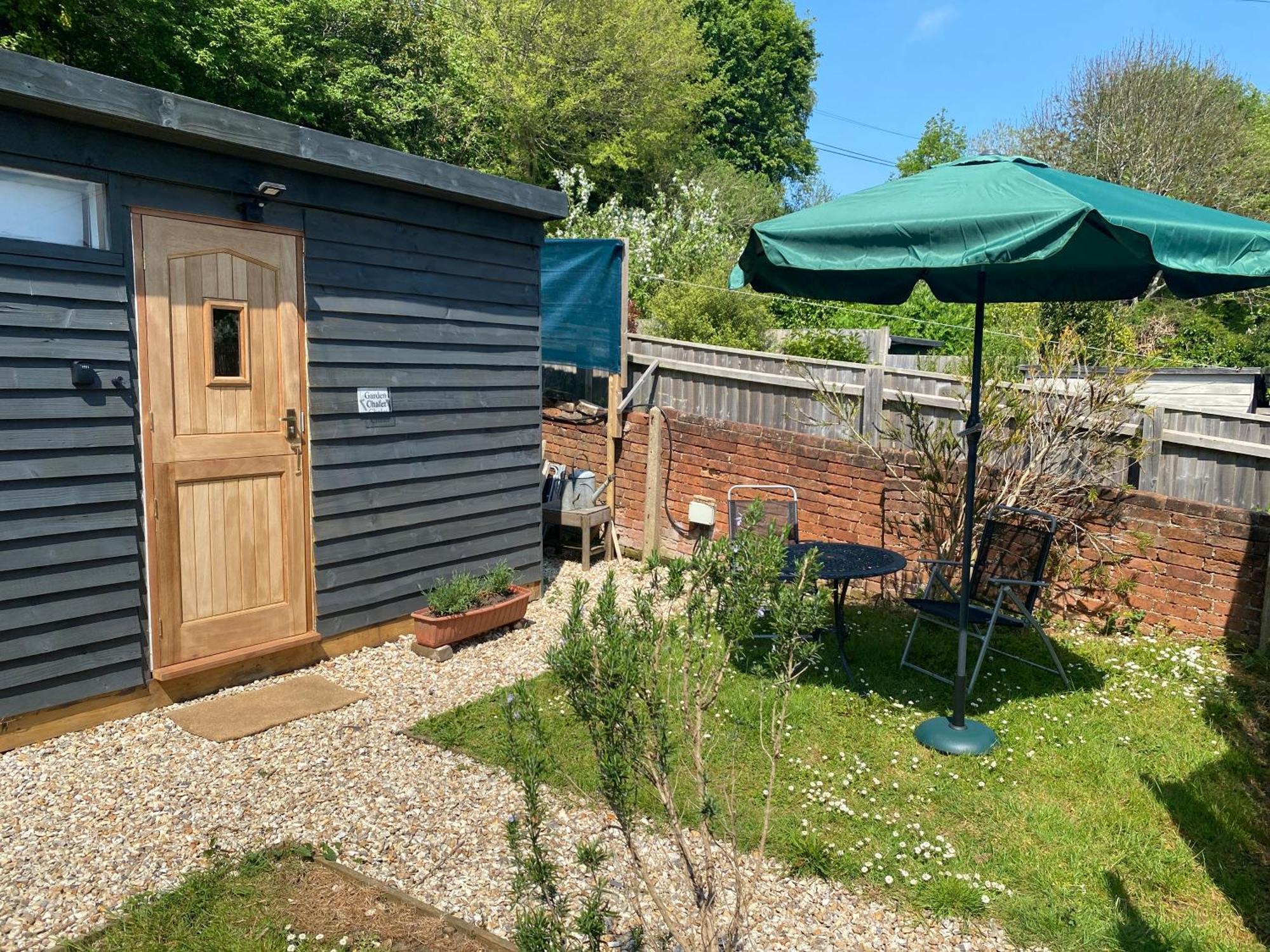 Bridport Garden Suite Eksteriør bilde